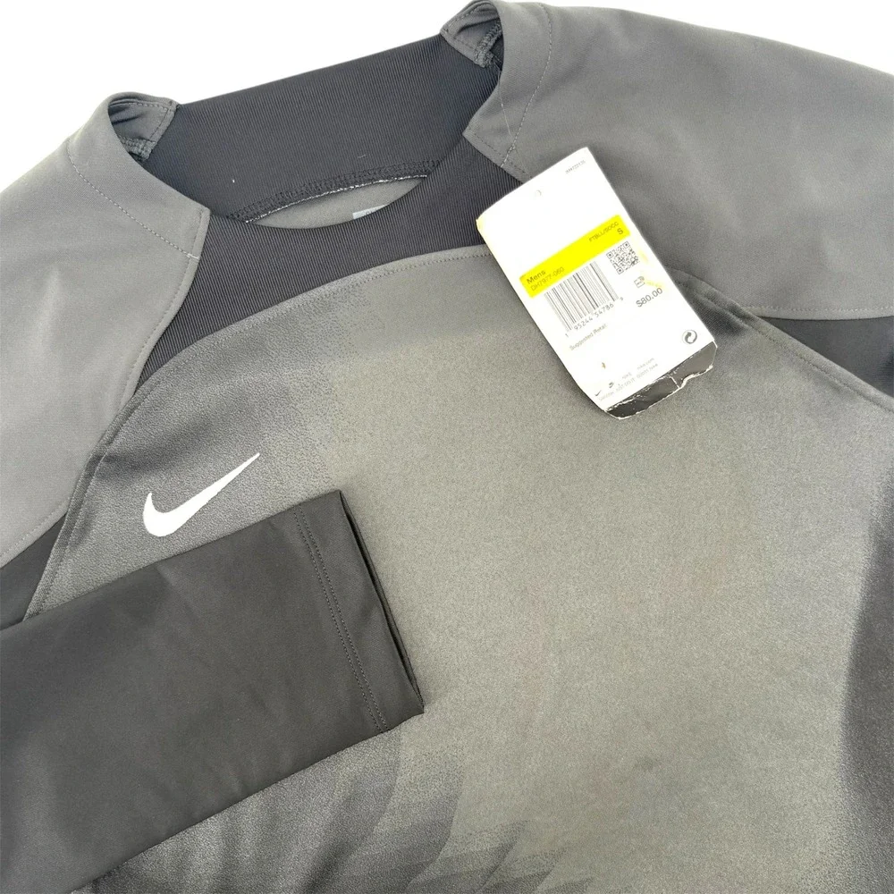 Nike Mens Dri-FIT Soccer Training Top Black Grey DH7977-060 Slim Fit Small NEW